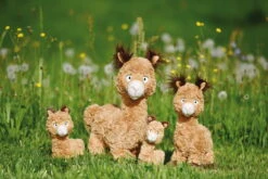 Nici 48602 Alpaka Al Paka 20cm Stehend Plüsch Kuscheltier GREEN -Spielzeug Angebote 48606 12 48604 48602 48608 Milieu 2048x1366