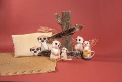 Nici 48747 Kissen Erdmännchen Meerkat Ethno Style 43x25cm Plüsch GREEN -Spielzeug Angebote 48747 12 48080 48460 48748 Milieu 2048x1365